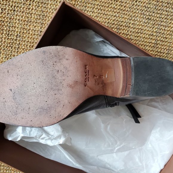 Coach Bootie/Shoe - Picture 5 of 6